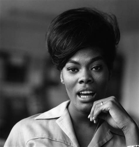 Dionne Warwick .